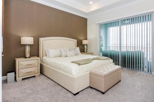 Top Deluxe Apartment At Storey Lake (262817)