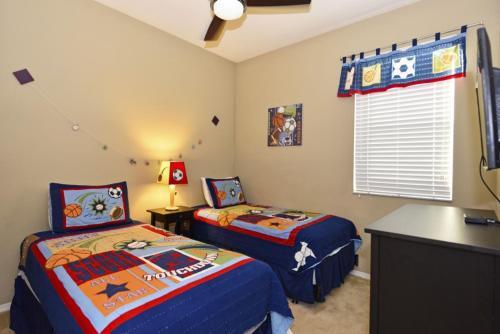 704 Crystal Cove 4 Bedroom Villa