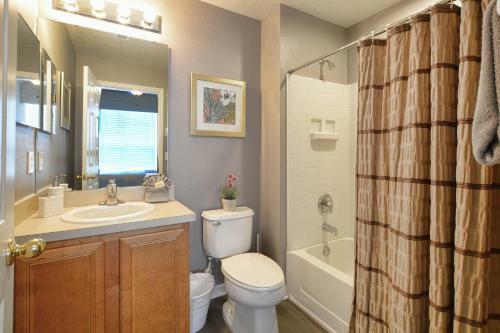 Villa Emerald Island- 4 Bedroom Pool Home- 2201em