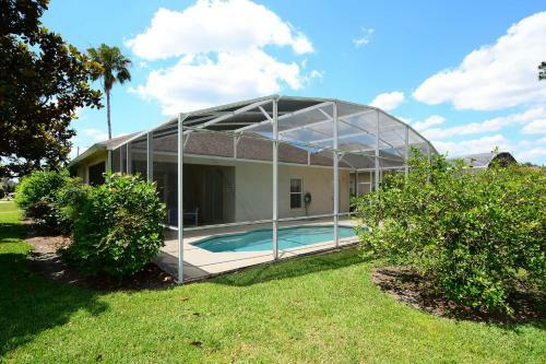 Esprit-3 Bedrooms House W/pool-4100es