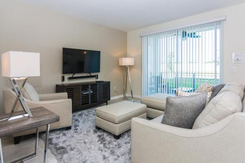 Beautiful Apartment At Storey Lake (272975)
