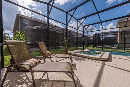 Spacious 5 Bedroom Villa - Paradise Palms Resort