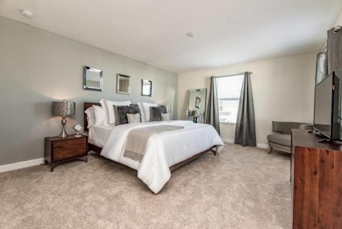 Storey Lake Villa 0474e