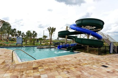 4 Bedrooms Villa - Storey Lake
