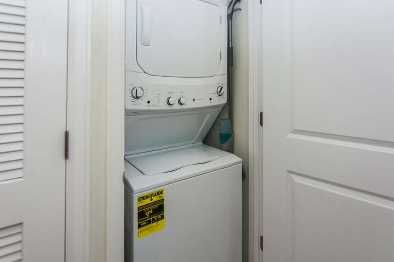 Excellent Apartment At Storey Lake (273064)