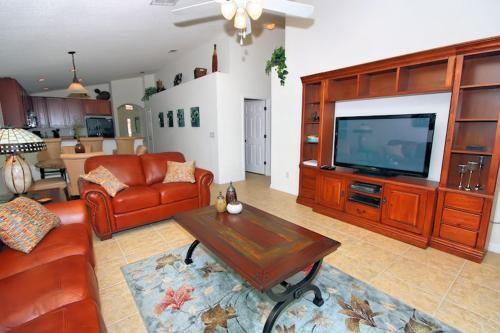 Kissimmee Villa Sleeps 10 Pool Air Con Wifi