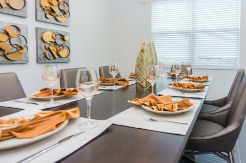 Top Deluxe Apartment At Storey Lake (264415)