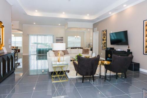 Top Deluxe Apartment At Storey Lake (264415)