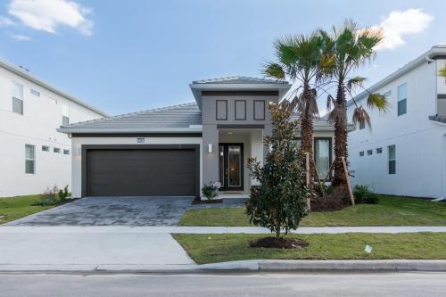 Villa Beautiful 4 Bedroom Home 10 Minutes From Disney