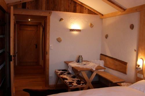 Hostal Berggasthof Edelweiss