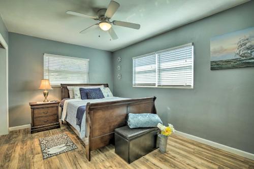 Charming Largo Retreat With Yard, 2 Mi To Beach