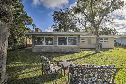 Charming Largo Retreat With Yard, 2 Mi To Beach