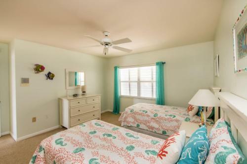 Angler's Dream 2bed/2bath Half Duplex With Private Pool & Dockage