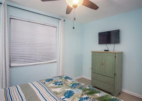 Apartamento Turtle Nest 2bed, 2bath Condo With Shared Pool, Dockage