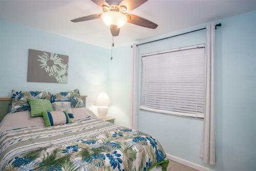 Apartamento Turtle Nest 2bed, 2bath Condo With Shared Pool, Dockage