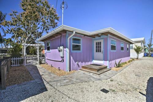 Matlacha Island Cottage - Waterfront Getaway!