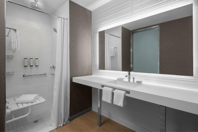 AC Hotel By Marriott Miami Dadeland