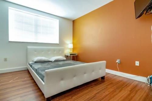 The Sunshine Loft