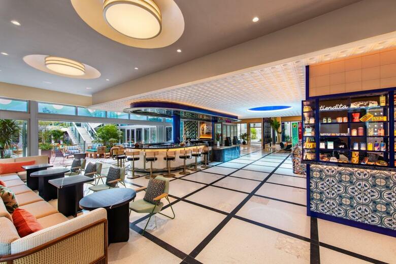 Hotel Moxy Miami South Beach