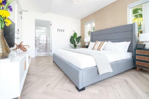 Hotel Jurny Suites - Miami Beach