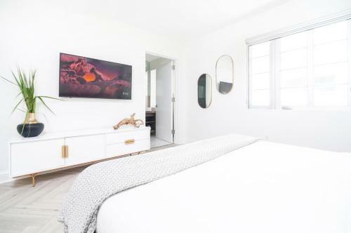 Hotel Jurny Suites - Miami Beach