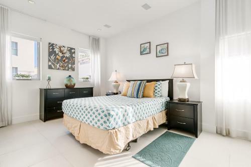 Apartamento 2bedroom 2bath With Private Rooftop&jacuzzi,1block From Beach