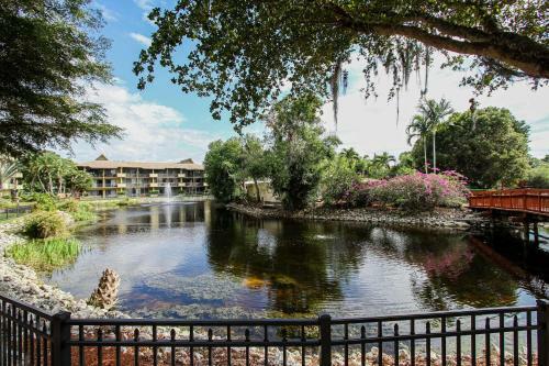 Park Shore Resort 3rd Floor Bldg H
