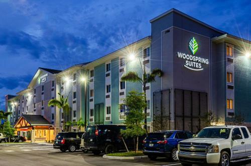 Hotel Woodspring Suites Naples