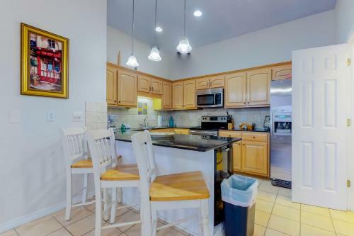 3 Bed 2 Bath Apartment In Navarre Beach