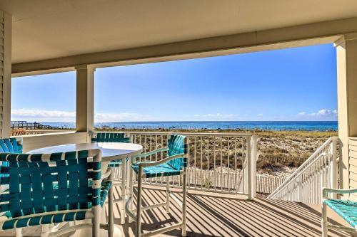 Oceanfront Townhome With Arcade, Games And Pool Access