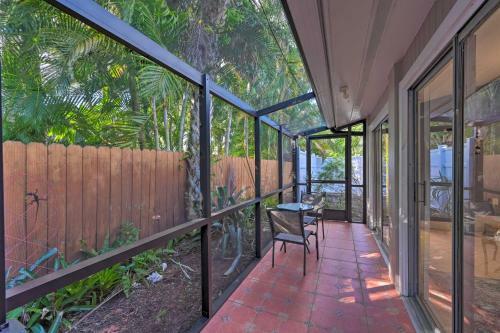 Quiet Naples Cottage With Patio Less Than 1 Mi To Beach