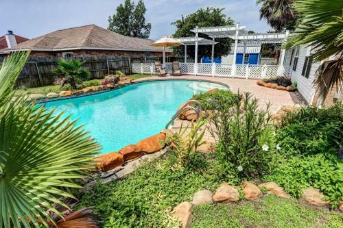 8305 Onich Drive Navarre