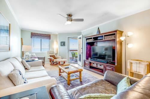 Sunset Harbour Palms 1
