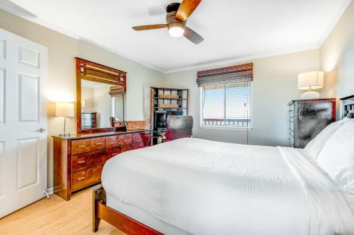 Sunset Harbour Palms 1