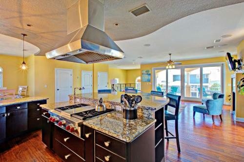 Hill Street Oceanview Home
