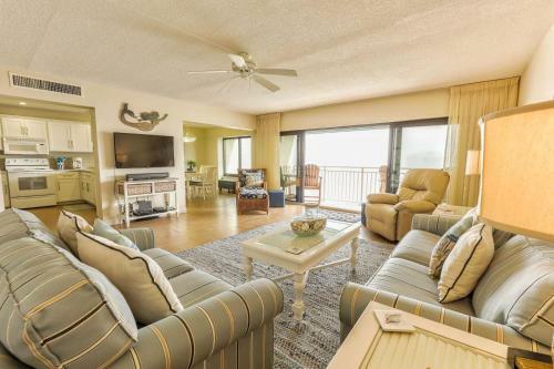 Apartamento 517 Errol By The Sea 2bdrm 2bath Ocean View Condo