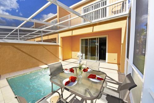 1517 Silver Creek 3 Bedroom Villa