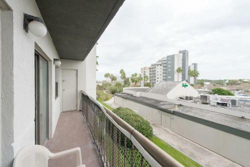 Enclave Apartments At International Drive