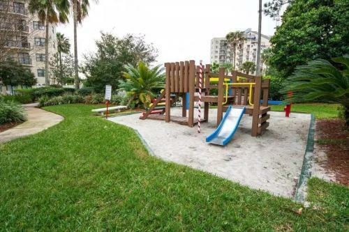 Enclave Apartments At International Drive