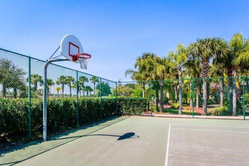 Oakwater Resort