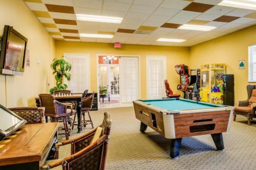 Oakwater Resort 7504