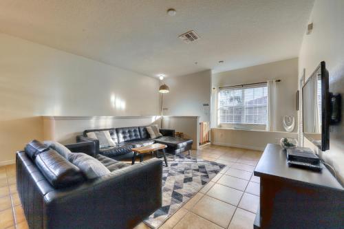 Oakwater Resort 7504
