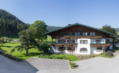 Hostal Landhaus Huber