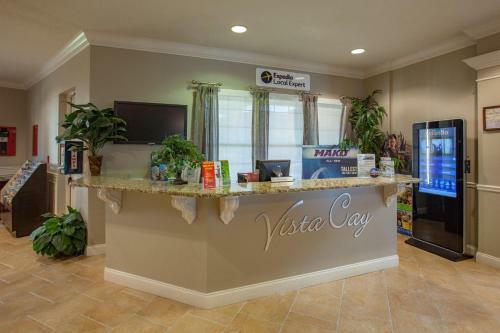 Very Spacious Vacation Apartment With Balcony Apt 107