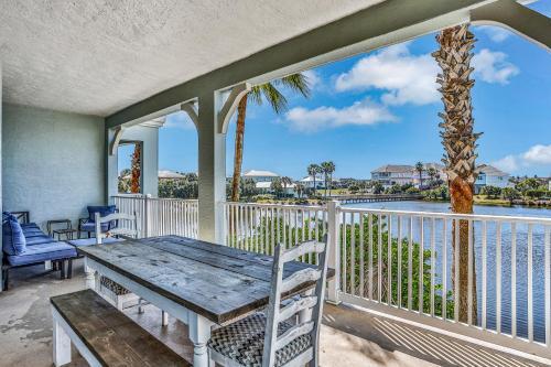 1000 Cinnamon Beach