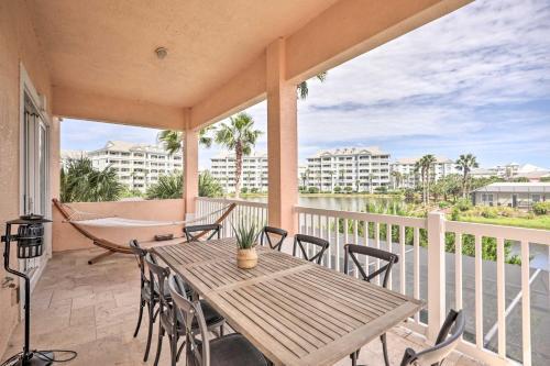 Spacious Palm Coast Oasis - Steps To Beach!