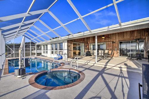 Stunning Bayfront Retreat With Pool, Spa And Dock