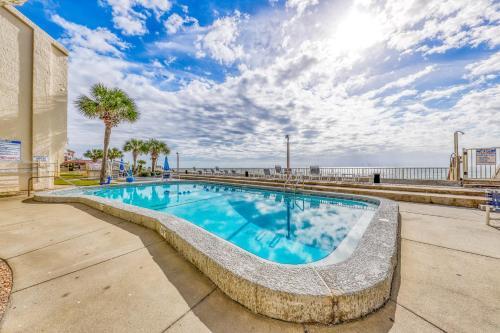 Latitude Condos