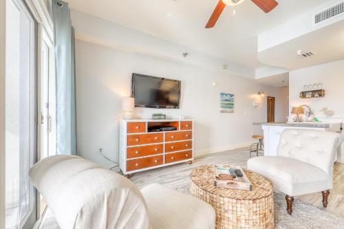 Carillon Beach Inn