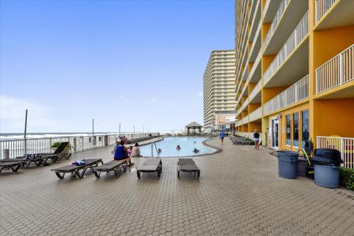 Treasure Island 2304